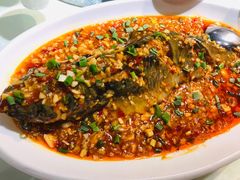 豆瓣钳鱼-红杏酒家·地道川菜(一品天下店)
