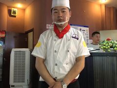 -利昂法式铁板主题餐厅(新奥购物中心店)