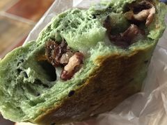 抹茶麻薯面包-红跑车(朝晖店)
