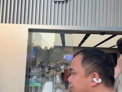 -DJI大疆(深圳华强北曼哈授权体验店)