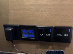 -榛悦隆堡成都酒店(春熙路太古里店)
