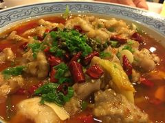 水煮牛蛙-旭龙鱼头王(航华店)