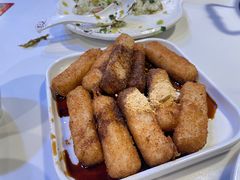 -德林酸菜鱼火锅(南丹店)