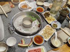 -江小渔鲜鱼火锅(应天西路店)