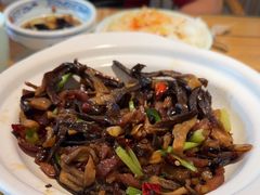 -严记小天府酸菜鱼(西四路店)