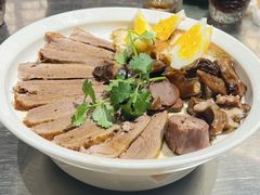 招牌卤狮头鹅七拼-潮界(虹桥天地店)