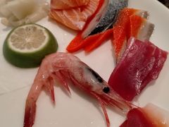 -怡咖啡海鲜自助餐厅(浦东香格里拉店)