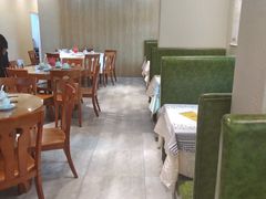 大堂-丹江口渔村·湘味厨房(桃园店)