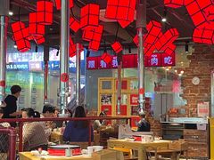 大堂-么肆烤肉·中式自助·烤肉大排档(街道口季佳PAI店)