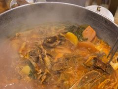 -喇喇排骨火锅·传统韩式脊骨汤(望京西园总店)