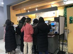 门面-三佰瑞冻酸奶(凯德MALL店)