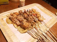 招牌内蒙古羊肉串-串东家·好酒配好串(拱墅万达金街店)