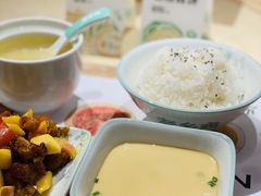 -老乡鸡(上海白玉兰广场店)