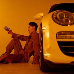 -变画·发型STUDIO