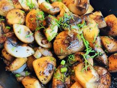 -龟兹KUCINA·新疆菜(前滩L+PLAZA店)