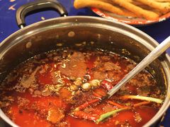 -马路边边串串香(苗栗路店)