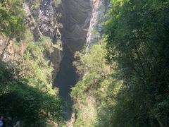 -龙水峡地缝景区