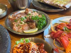 -韩景台烤肉(八大处店)