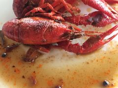 -荣誉国际酒店-云顶旋转餐厅