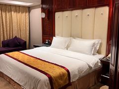 -岳阳阿波罗御庭酒店