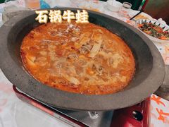 石锅牛蛙-虎虎龙虾大排档(双井店)