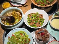 -吃饭皇帝大土家民族菜(正大广场店)