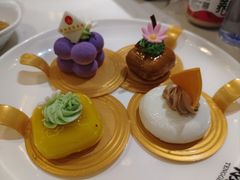 -腾阁自助餐厅(朝林广场店)