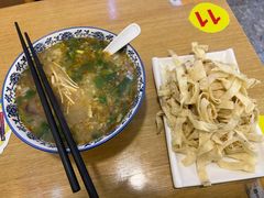 -八百里牛肉汤(盖饭·锅贴·万象城店)