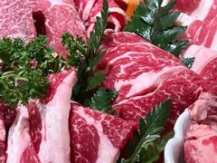 -铭牛烧肉·和牛海鲜自助(高新月牙湖店)