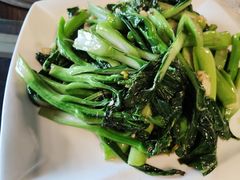 蒜蓉菜心-酱皇乳鸽(富威大厦B座店)