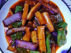-巴特餐饮6加1音乐餐吧·新疆菜