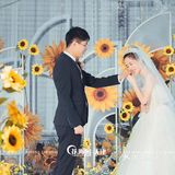 在策划出美好婚礼的同时也会为新人提供完备的物料清单
