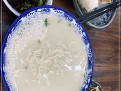 -雪琴面馆富安特色鱼汤面(城中花园店)