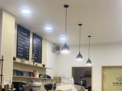 -白鹅咖啡(金城花园店)