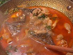 -湘西小馆(滨河路店)