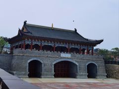 -巴陵广场