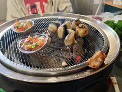 -围炉肉舍•炭烤活鳗•丹东海鲜烤肉(步行街店)