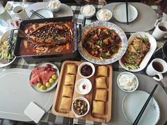 -丝路天山酒店(国际大巴扎店)