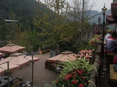 -楠柏弯休闲山庄(梨花溪店)
