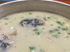 -雪野鱼头大王邢府公老店(雪野湖店)