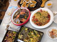 -老东镇啤酒屋海鲜加工·蒸汽海鲜·海鲜烧烤(台东店)