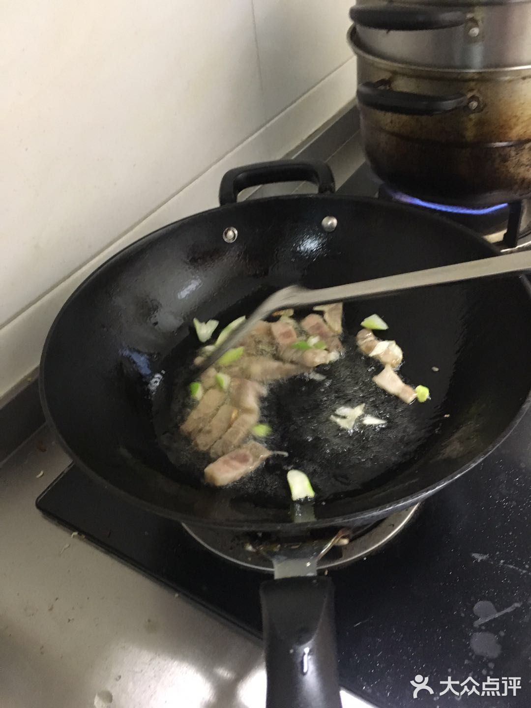 我的家常菜系列之好吃的蒜薹炒肉