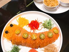 -大中华希尔顿酒店-念自助餐·嗨啤·小龙虾