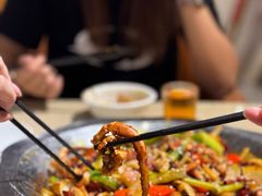 -休记光头香辣蟹干锅店(衣冠庙店)