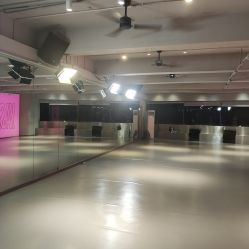 -YASAKI国际舞蹈中心