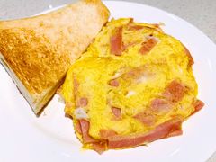 火腿炒蛋-香港新发烧腊茶餐厅(书城店)