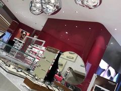 -吴良材眼镜(南翔印象城MEGA店)