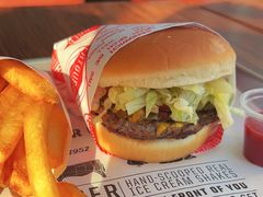 -FATBURGER 特富客汉堡(外交公寓店)