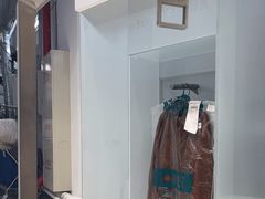 -福奈特洗衣洗鞋(宝华广场店)