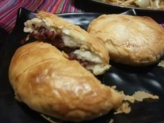 -香巴拉云南餐厅(华莱坞店)